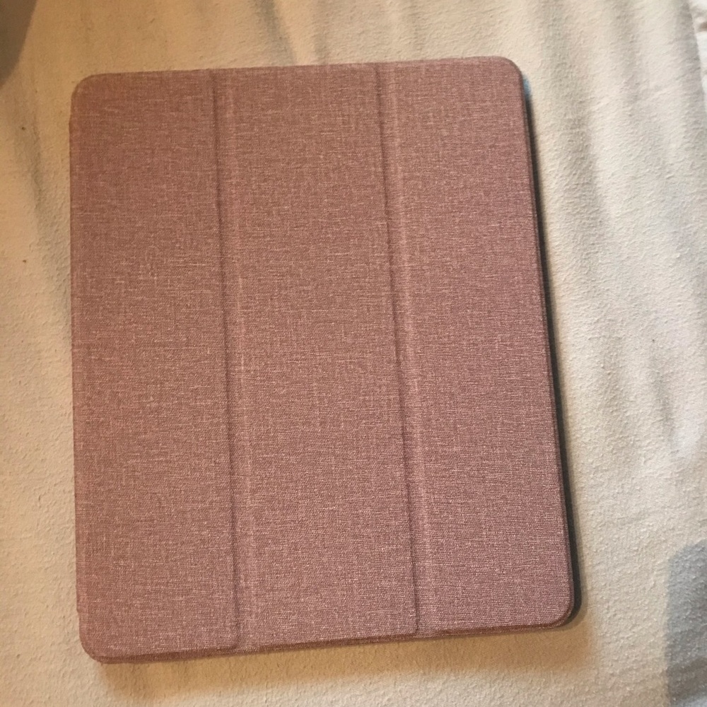 iPad case - Picture 2 of 3